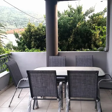 Апартаменты Grey House